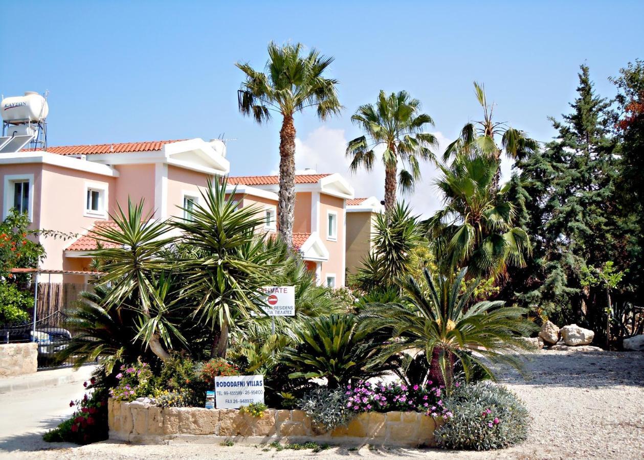Rododafni Villas Klorakas Exterior foto
